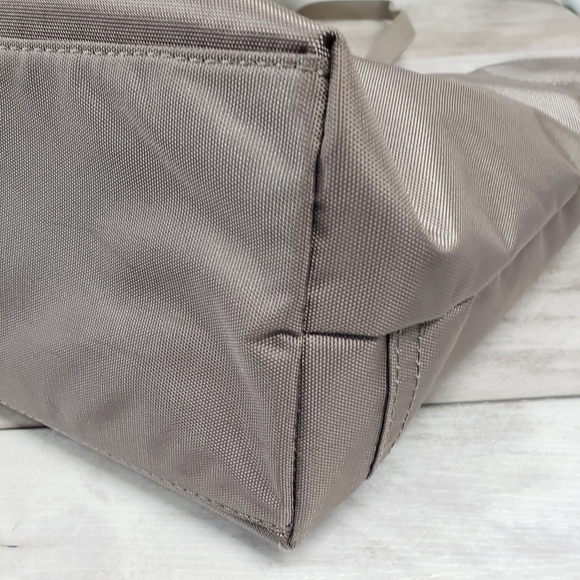 Travelpro Pathways 2.0 Ladies Nylon Tote Duffle Weekend Bag - Picture 13 of 16